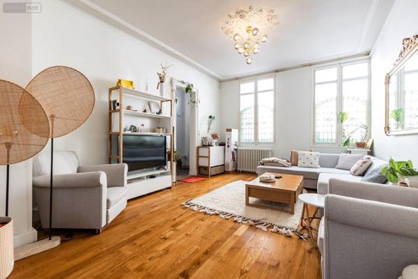 Maison à vendre à Bordeaux en Gironde (33000), ref : 33010/66   
Fondaudège