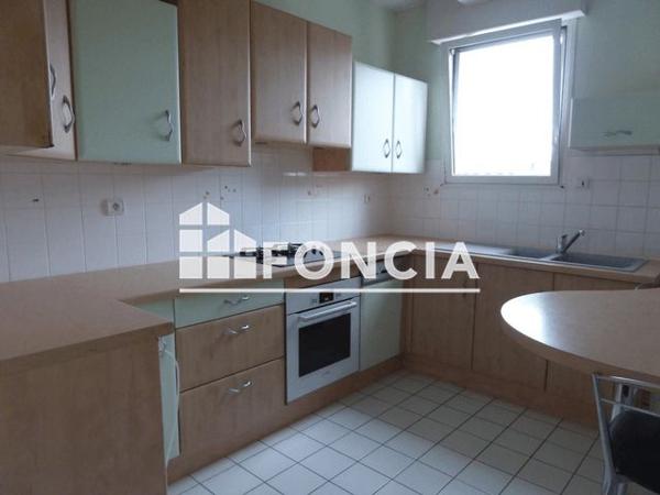 Location Appartement 5 pièces 103.1 m² - 11 ALLEE GEORGES LASCROUX Laval 53000