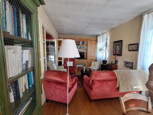 Maison  6 pièce(s) 177 m2