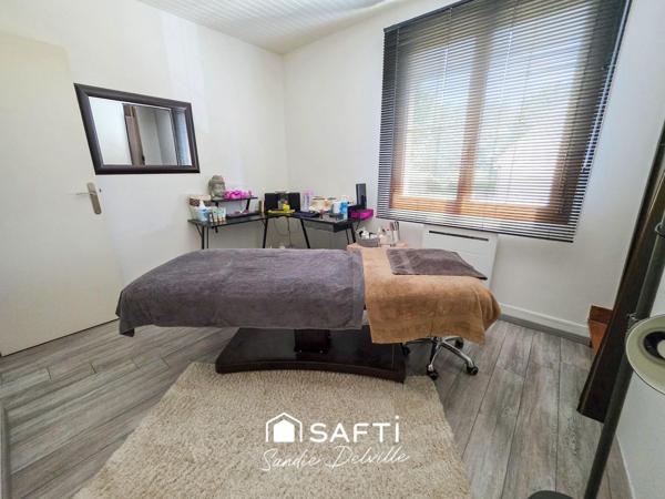 Pavillon 136m²- 4chambres- bureau- 556m² parcelle