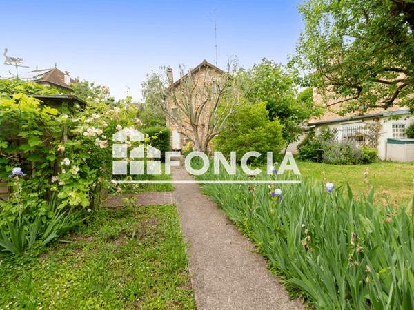 À vendre Maison 5 pièces 70.14 m² - Antony 92160