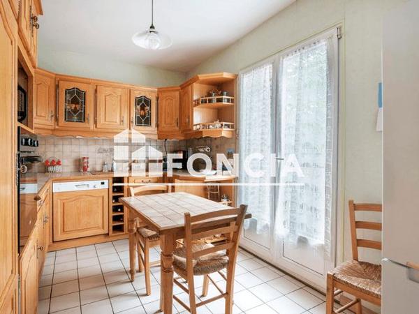 À vendre Maison 5 pièces 70.14 m² - Antony 92160