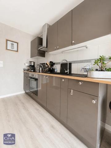 Appartement à vendre 3 pièces 75m² Cambrai (59400)