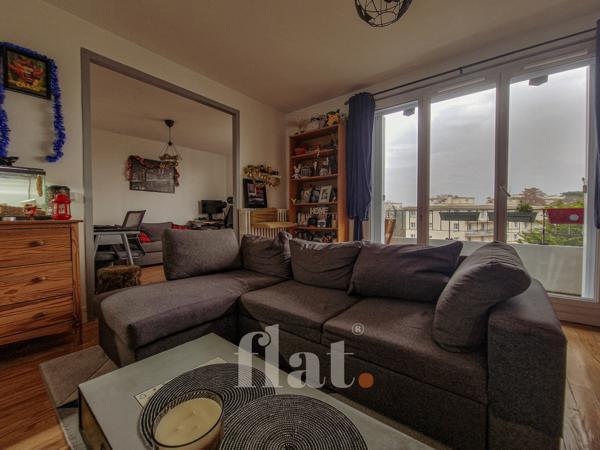 APPT T3 55 m2 / 2 CH / Longchamp + PARKING + BALCON