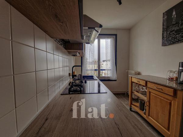 APPT T3 55 m2 / 2 CH / Longchamp + PARKING + BALCON