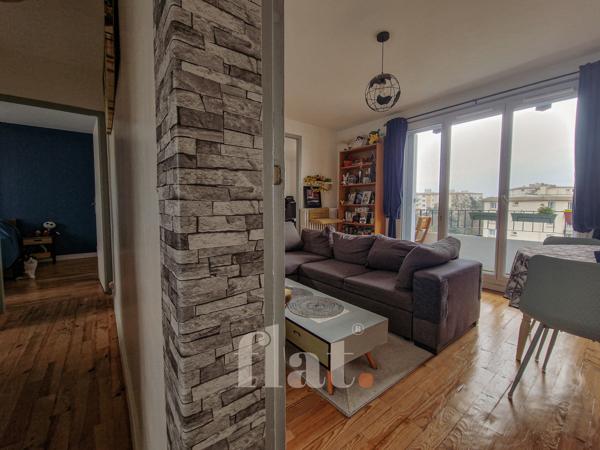 APPT T3 55 m2 / 2 CH / Longchamp + PARKING + BALCON