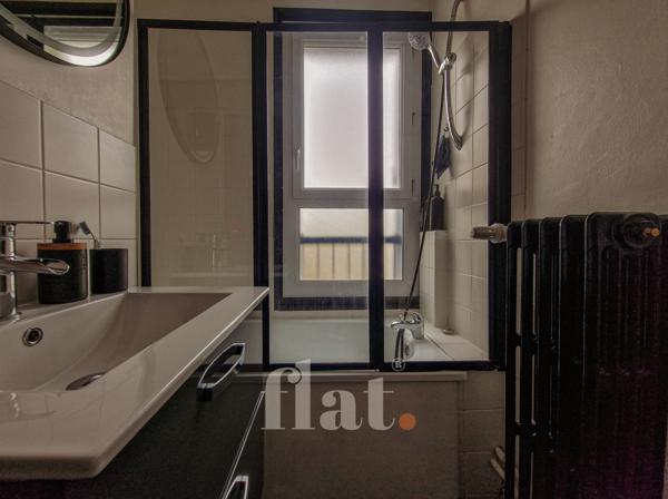 APPT T3 55 m2 / 2 CH / Longchamp + PARKING + BALCON