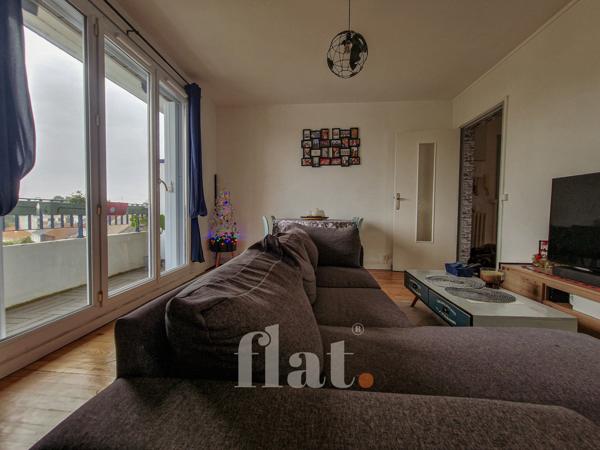 APPT T3 55 m2 / 2 CH / Longchamp + PARKING + BALCON