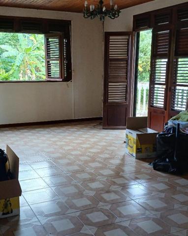 MAISON IDEALEMENT SITUEE