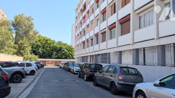 MARSEILLE 13003 – T3 60 m² traversant, ascenseur, balcon, cave, parking libre dans résidence fermée