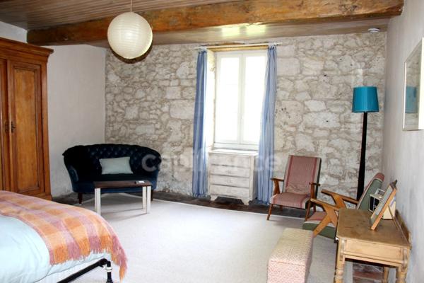 Charmante propriété rurale à vendre, dans un cadre bucolique et romantique, proche de SAINT CLAR (32)