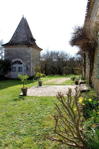 Charmante propriété rurale à vendre, dans un cadre bucolique et romantique, proche de SAINT CLAR (32)