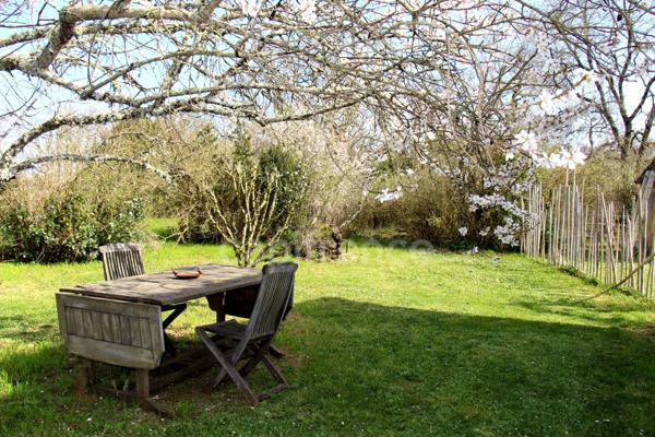 Charmante propriété rurale à vendre, dans un cadre bucolique et romantique, proche de SAINT CLAR (32)