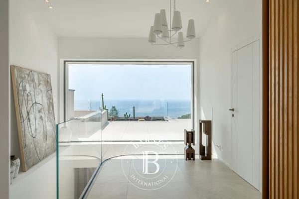 Cannes, Villa 4 Chambres -  273 m² à vendre