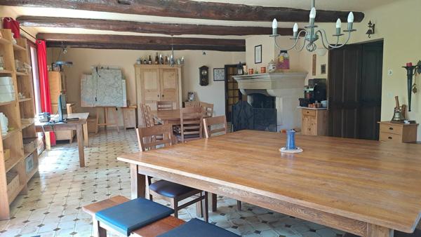 Maison à vendre    8 pièces •  La Motte-du-Caire