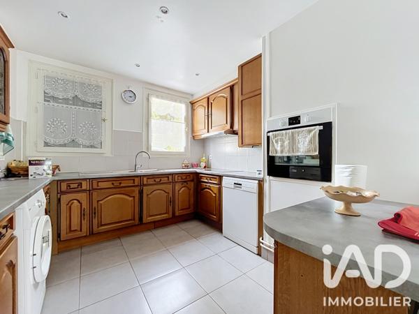 Appartement à vendre 3 pièces 56 m² Le Chesnay-Rocquencourt