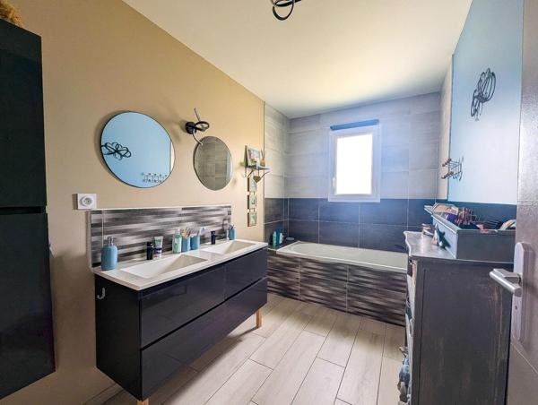 Maison à GUECELARD, 72230 - 5 pièces 112m²