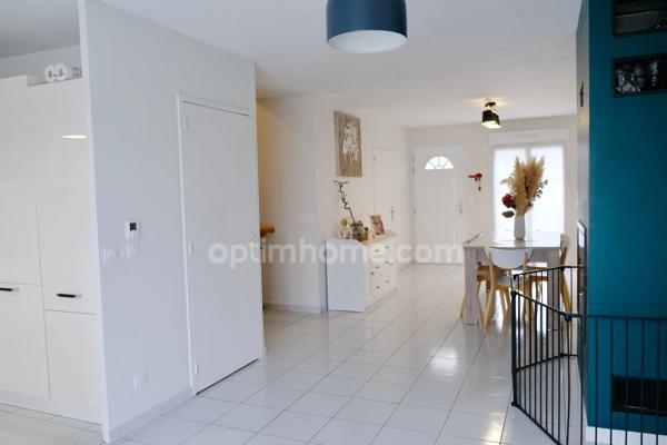 DEMOUVILLE - Maison familiale de 100m2 - 3 chambres - Jardin + Garage fermé