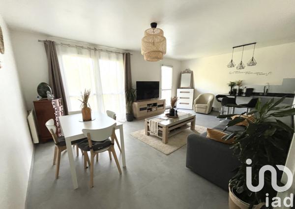 Appartement 3 pièces de 68 m² à Vaux-le-Pénil (77000)