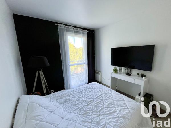 Appartement 3 pièces de 68 m² à Vaux-le-Pénil (77000)