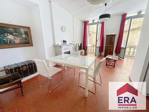 GRAND APPARTEMENT 165M2 DANS BEL IMMEUBLE DE STYLE HAUSSMANNIEN