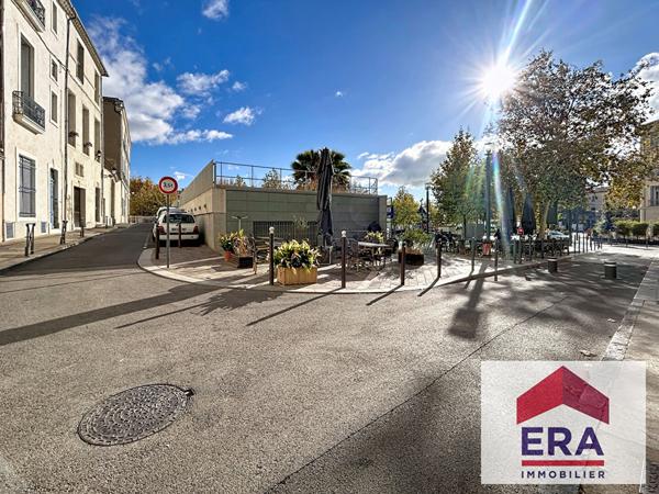 GRAND APPARTEMENT 165M2 DANS BEL IMMEUBLE DE STYLE HAUSSMANNIEN