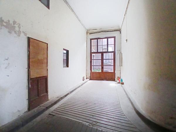 GRAND APPARTEMENT 165M2 DANS BEL IMMEUBLE DE STYLE HAUSSMANNIEN