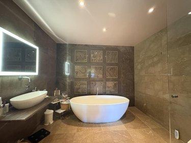 Maison à vendre à Dauphin dans les Alpes-de-Haute-Provence (04300), ref : 04022-132