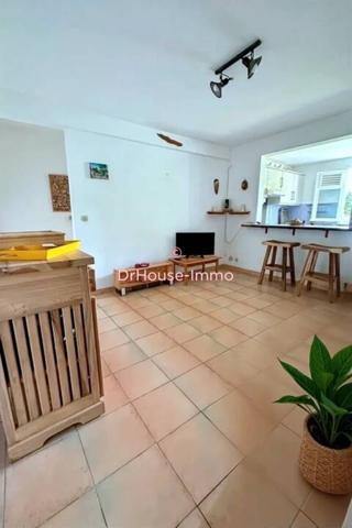 Maison à vendre 6 pièces de 230 m²