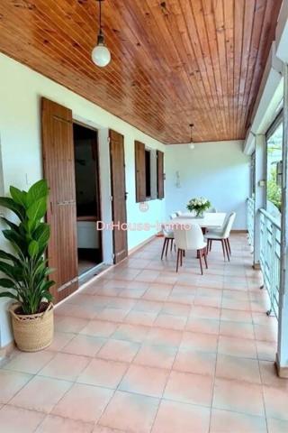 Maison à vendre 6 pièces de 230 m²