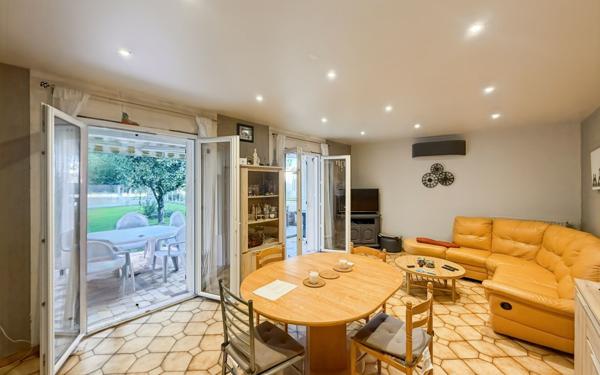 Maison à vendre    5 pièces •  Lafrançaise