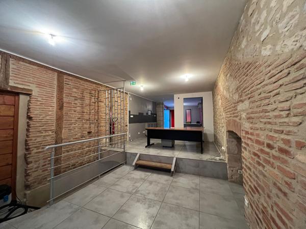 Local commercial Nevers 2 pièce(s) 68 m2