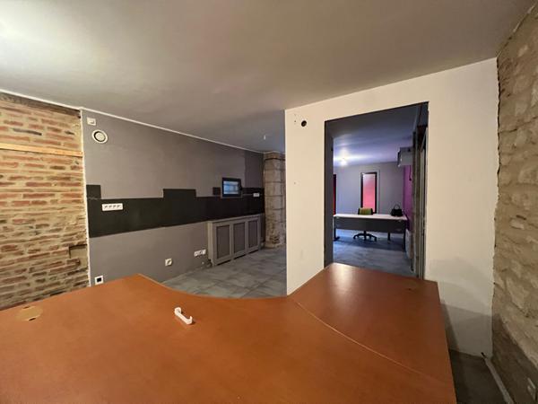 Local commercial Nevers 2 pièce(s) 68 m2
