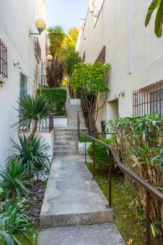 ***VISITE VIRTUELLE DISPONIBLE SUR DEMANDE…MARSEILLE 11/12EME…APPARTEMENT-VILLA…LE COLLET DES COMTES…TERRASSE ET JARDIN…DOUBLE BOX…RARE À LA VENTE***