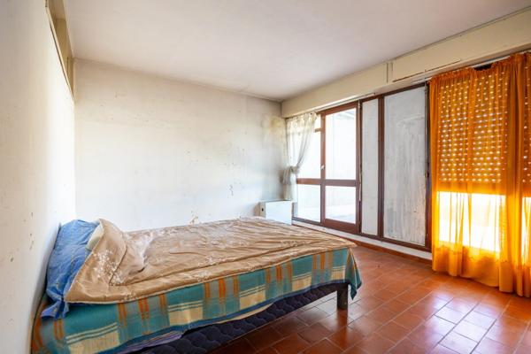 ***VISITE VIRTUELLE DISPONIBLE SUR DEMANDE…MARSEILLE 11/12EME…APPARTEMENT-VILLA…LE COLLET DES COMTES…TERRASSE ET JARDIN…DOUBLE BOX…RARE À LA VENTE***