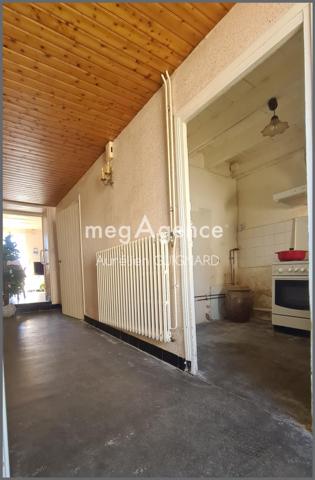 Maison à FAYE-L'ABBESSE, 79350 - 7 pièces 124m²