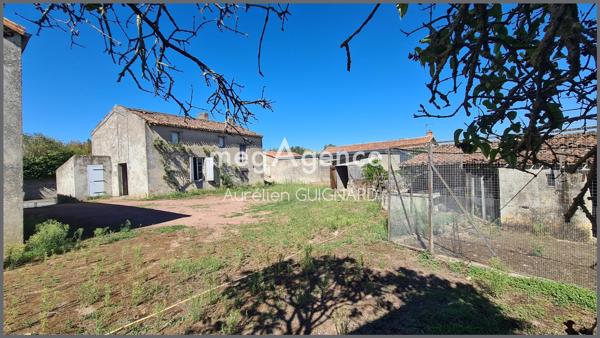 Maison à FAYE-L'ABBESSE, 79350 - 7 pièces 124m²