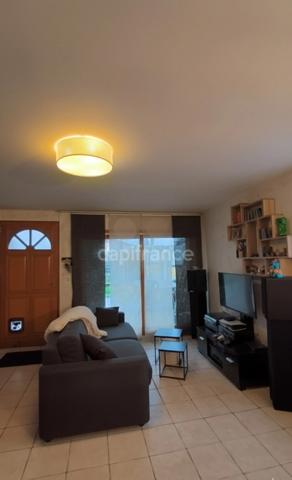 T3 Rez-de-Jardin 57 m² – Terrasse 60 m², Parking couvert, Cave 26 m² – À 5 min de Voiron