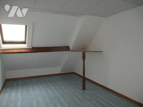 MAISON A VENDRE DESVRES 5 CHAMBRES, JARDIN, GARAGE