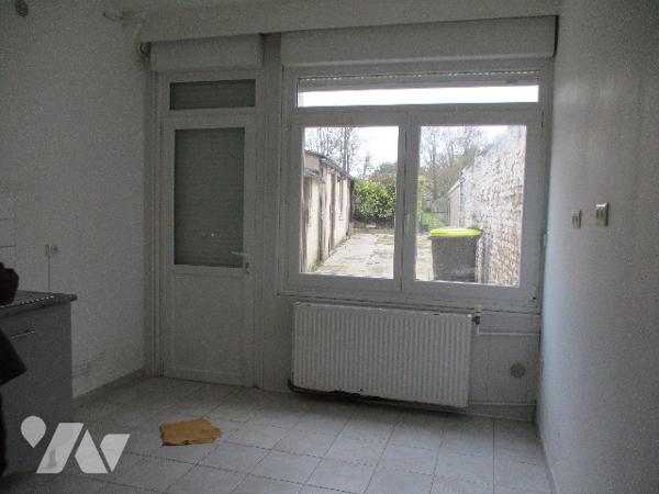MAISON A VENDRE DESVRES 5 CHAMBRES, JARDIN, GARAGE
