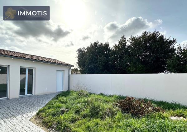 Fouras - " LE CLOS DES LYS " - LOT 9 - T4 Fouras Fouras - " LE CLOS DES LYS " - LOT 9 - T4 Fouras