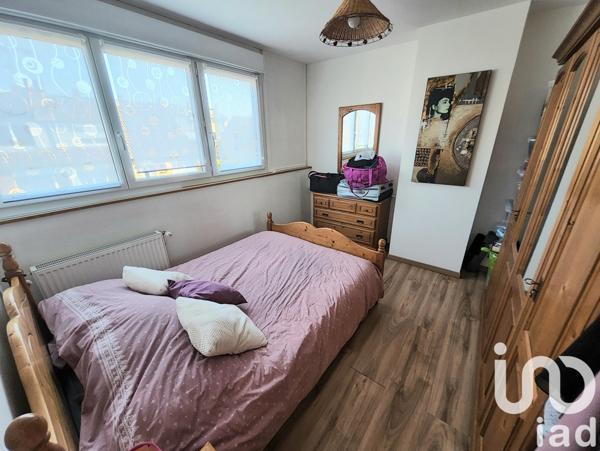 Maison de ville 6 pièces de 95 m² à Douchy-les-Mines (59282)