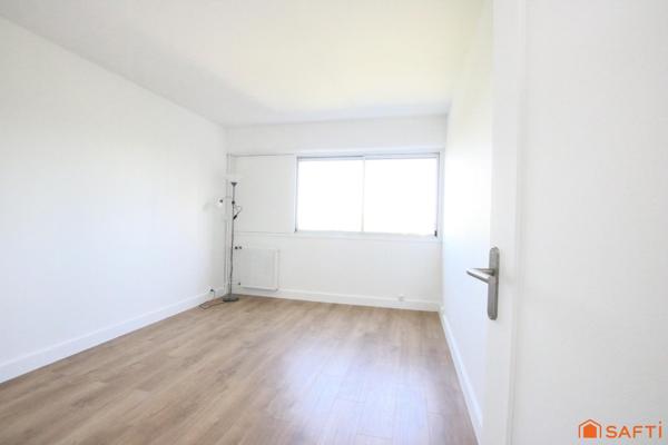 Appartement 3 pièces, ravalement récent.