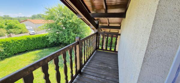 A LOUER APPARTEMENT T3 CLIMATISE AVEC JARDIN - ARTIGUES PRES BORDEAUX , Artigues pres bordeaux A LOUER APPARTEMENT T3 CLIMATISE AVEC JARDIN - ARTIGUES PRES BORDEAUX , Artigues pres bordeaux