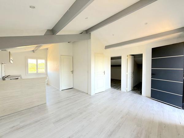 A LOUER APPARTEMENT T3 CLIMATISE AVEC JARDIN - ARTIGUES PRES BORDEAUX , Artigues pres bordeaux A LOUER APPARTEMENT T3 CLIMATISE AVEC JARDIN - ARTIGUES PRES BORDEAUX , Artigues pres bordeaux
