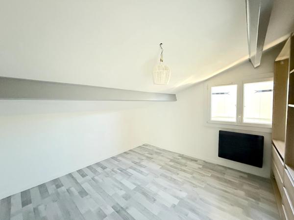 A LOUER APPARTEMENT T3 CLIMATISE AVEC JARDIN - ARTIGUES PRES BORDEAUX , Artigues pres bordeaux A LOUER APPARTEMENT T3 CLIMATISE AVEC JARDIN - ARTIGUES PRES BORDEAUX , Artigues pres bordeaux