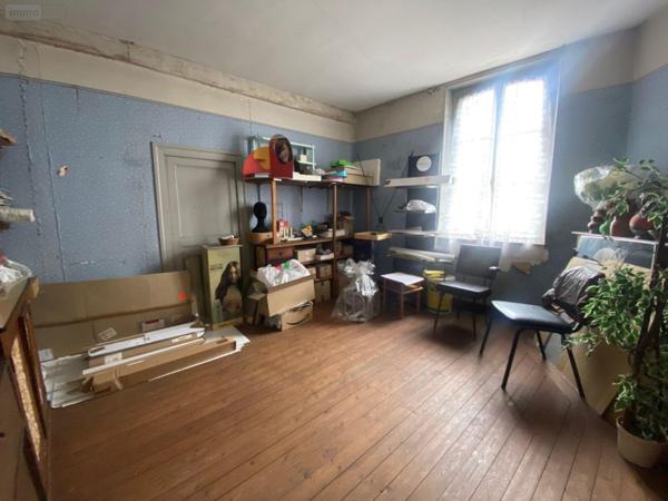 Immeuble à vendre à Salbris dans le Loir-et-Cher (41300), ref : 044/1898