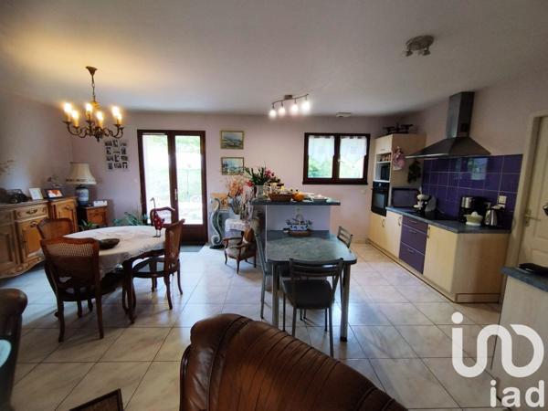 Maison traditionnelle 5 pièces de 115 m² à Port-Sainte-Foy-et-Ponchapt (33220)