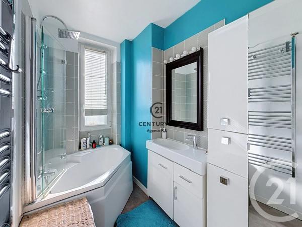 Appartement Duplex à vendre  6 pièces - 92,26 m 2   VILLEMOMBLE  - 93