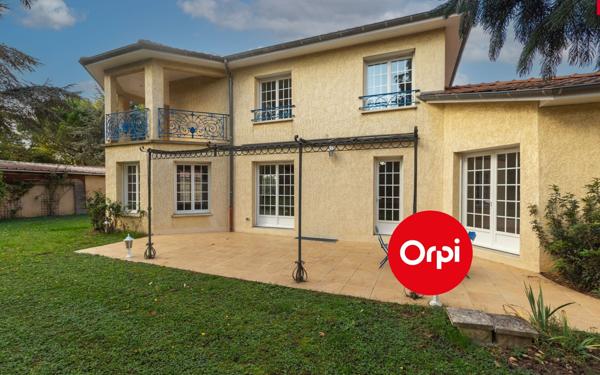 Maison à vendre    5 pièces • 163 m2 Saint-Bonnet-de-Mure